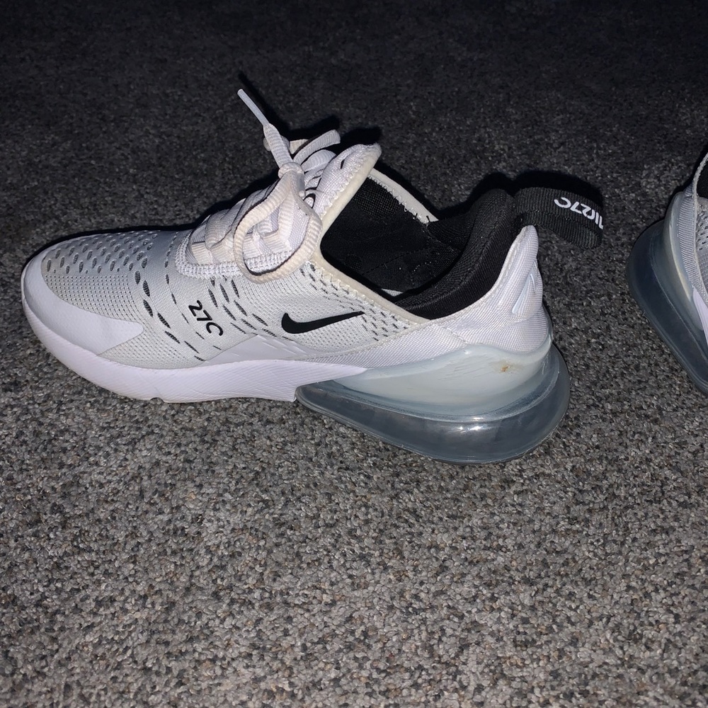 Nike 270